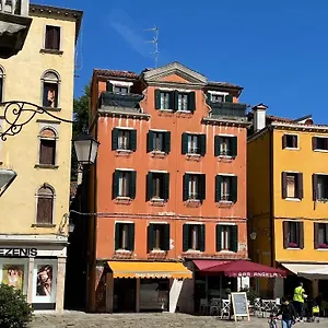 https://hotel-san-geremia-venice.hotelinveneto.com